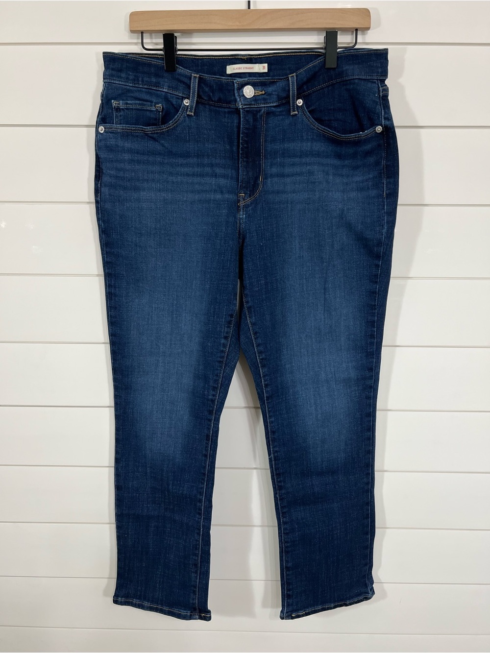 Levi’s Classic Straight Cropped Jeans Women’s 31 Dark Wash Stretch Denim